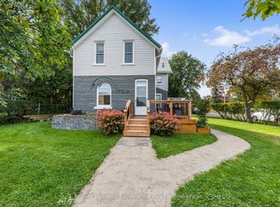 17 Stone St, Springwater, ON L0L 1P0