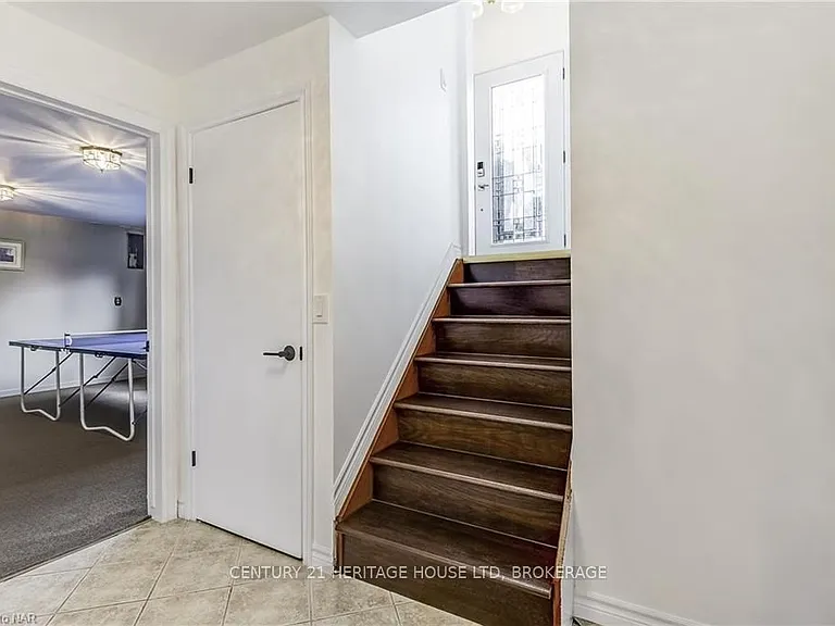 10 Madison St — Photo 19