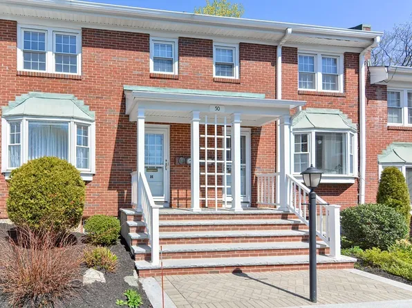 50 Lake St APT H, Winchester, MA 01890