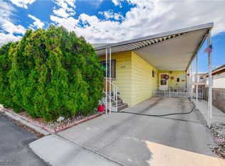 4593 Royal Ridge Ln, Las Vegas, NV 89103