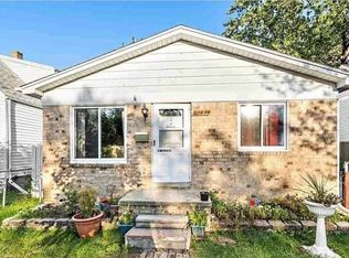 22832 Rein Ave, Eastpointe, MI 48021