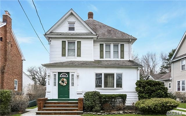 1st image of 146 Grand Ave