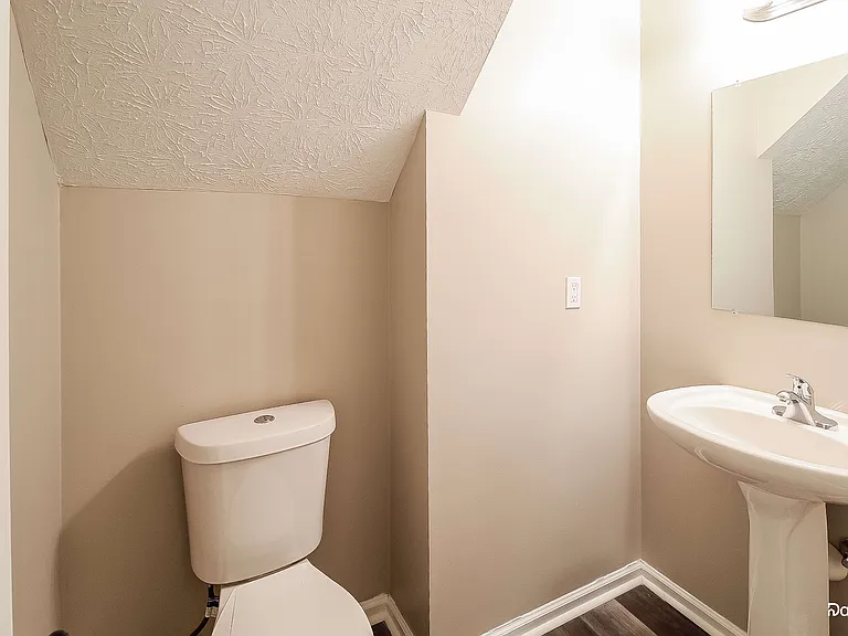 400 Clairidge Ln SW — Photo 7