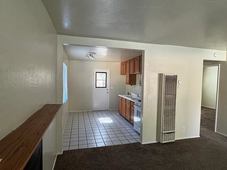 635 Summit Blvd #A — Photo 3