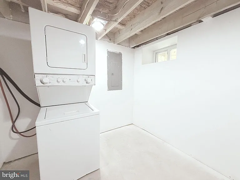 812 N Payson St — Photo 16
