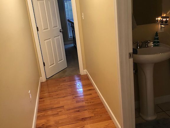 Hallway to bedroom #2