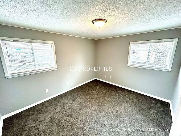 5315 Yale Rd — Photo 4