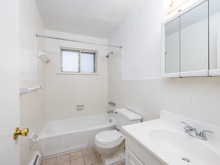 Community Manor Apartments — Photo 11