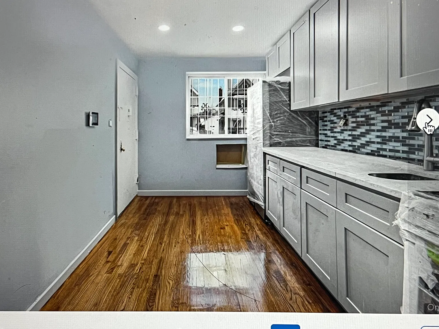 2 bed, 1037 sqft, $3,500 — Photo 2