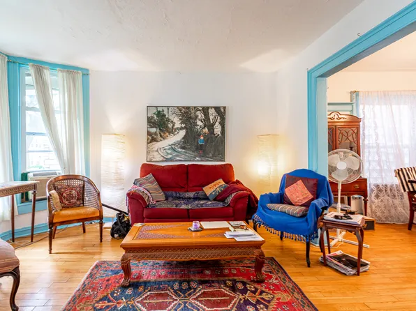 31 Crescent Avenue image 4 of 42