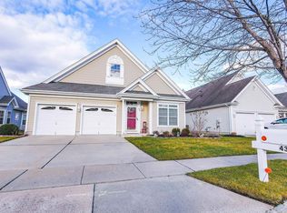 43 Burnside Dr, Egg Harbor Township, NJ 08234