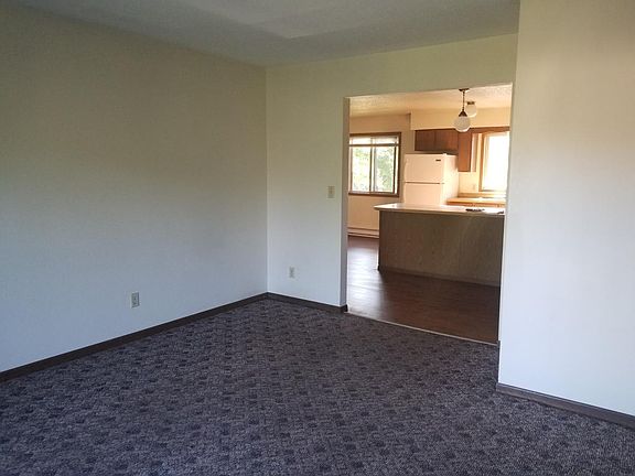 4th image of 2714 Bongey Dr #4