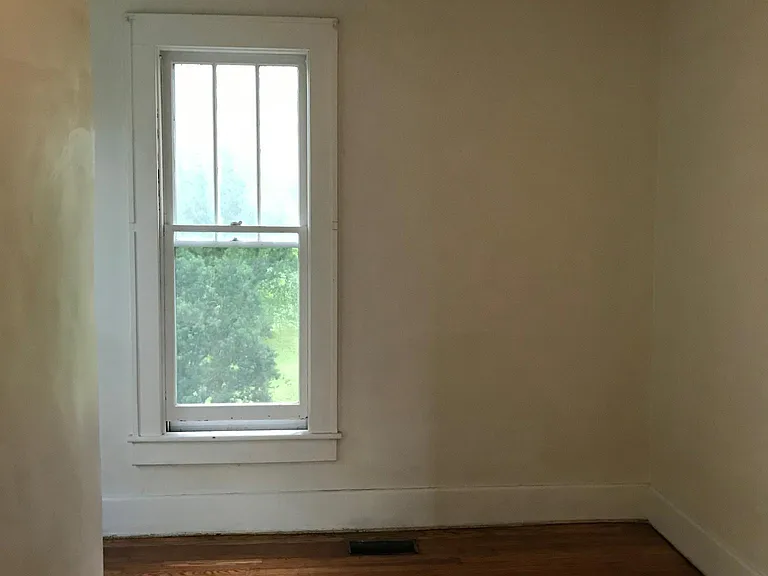 329 Maple Ave — Photo 6