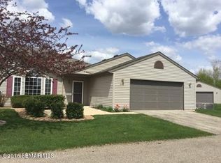 4935 36th Pl NW, Rochester, MN 55901