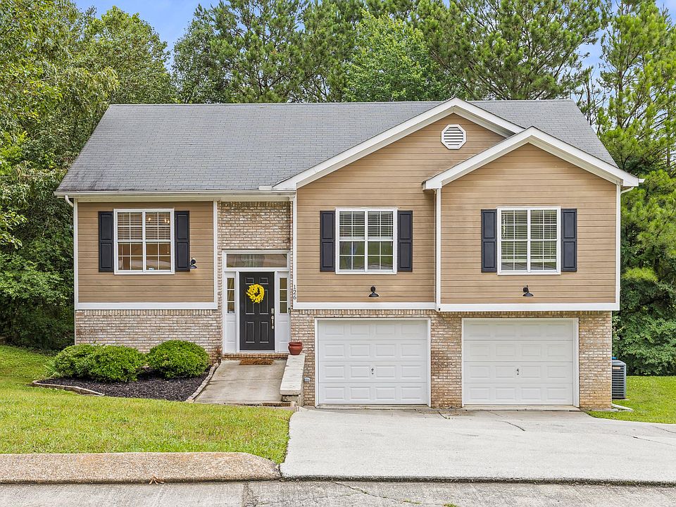 1st image of 126 Brently Woods Dr