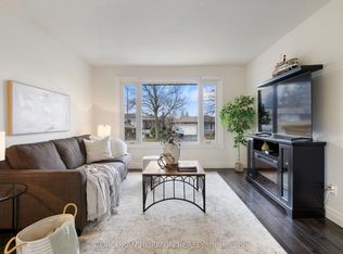 60 Devonglen Dr, Kitchener, ON N2E 2C5