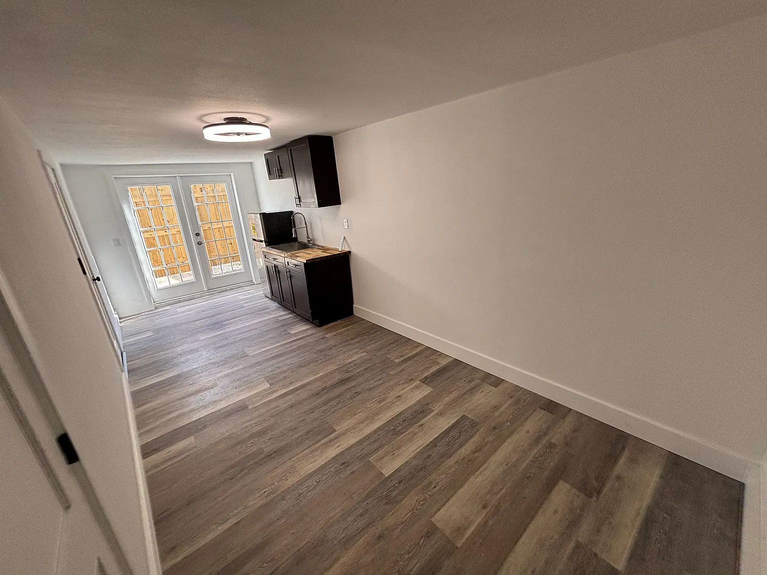 1 bed, 560 sqft, $1,100 — Photo 2