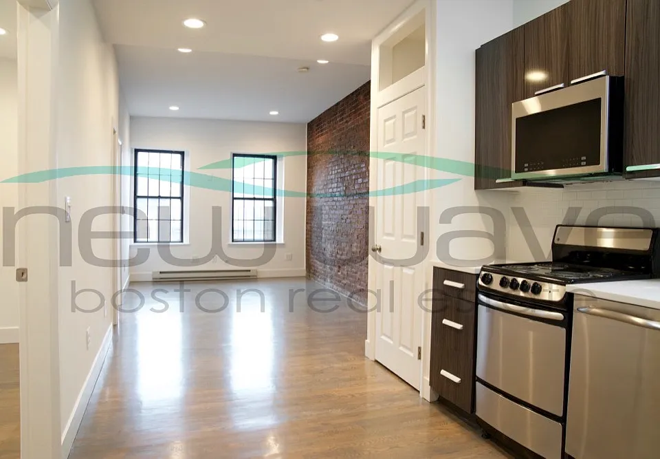 88 W Cedar St #10