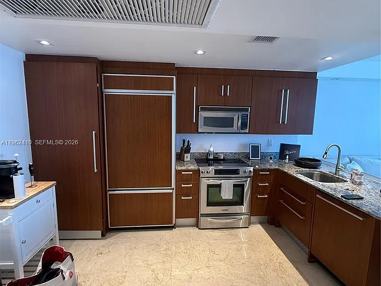 10275 Collins Ave #1402 — Photo 12