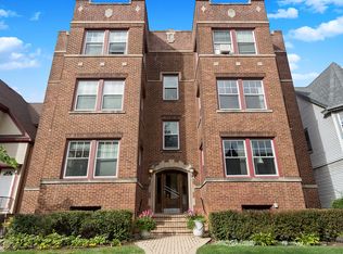 429 Wisconsin Ave #2, Oak Park, IL 60302