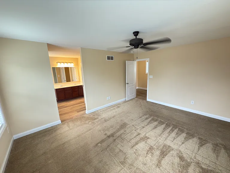 6609 Rolling Pasture Way — Photo 16