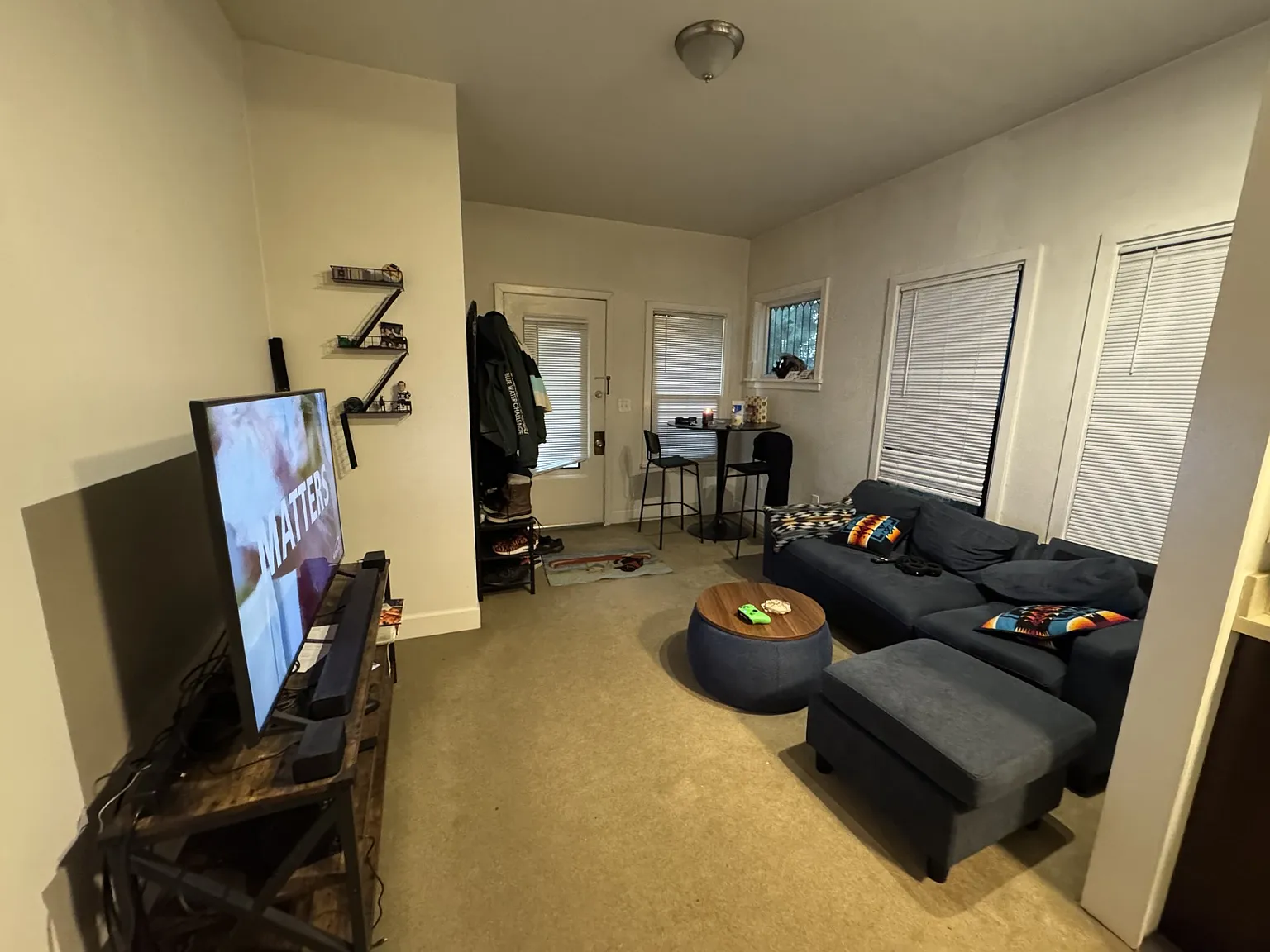 1 bed, 700 sqft, $1,750 — Photo 3