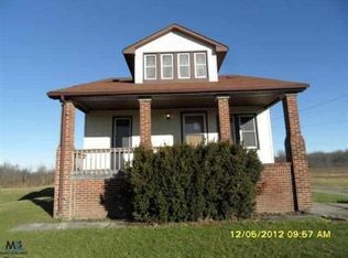 27299 29 Mile Rd, Lenox, MI 48050