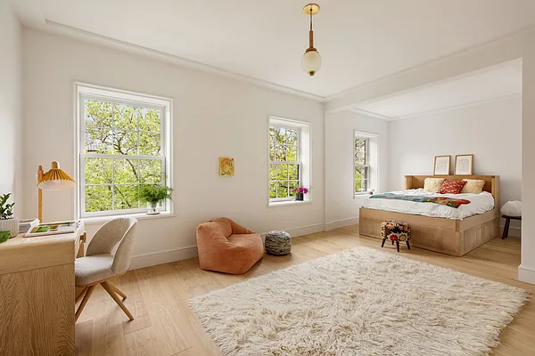 Bedroom, photo 2