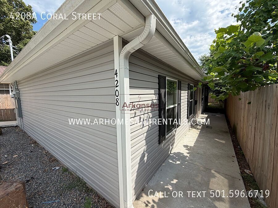 1st image of 4208A Coral St
