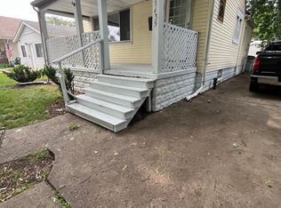 1435 E George Ave, Hazel Park, MI
