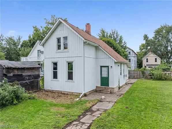 3417 Wade Ave, Cleveland, OH 44113