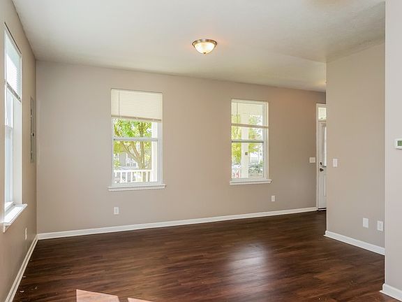 5th image of 2944 Hervey St