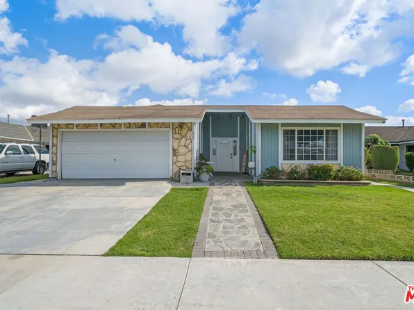 424 E Moorehaven Dr, Carson, CA 90746