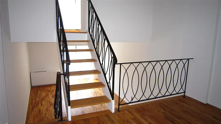 Rented by Marc Magid, Landlord | media 22