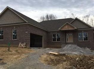 879 Abingdon Ln, Shelbyville, KY 40065