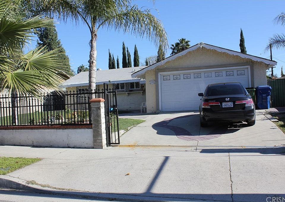 1st image of 11626 Kagel Canyon St