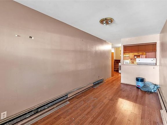 5th image of 8755 21st Ave