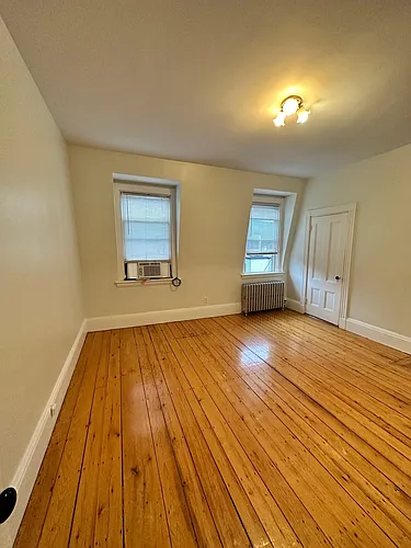 98 Pearl St Photo 1