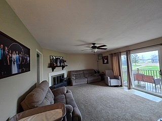 3rd image of 1443 Oakridge Dr