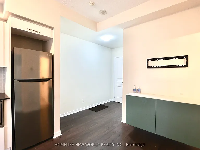 352 Front St W #1517 — Photo 18