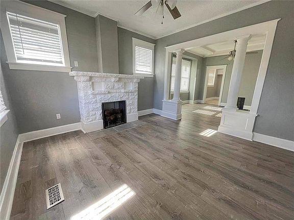 4th image of 2802 Monroe Ave