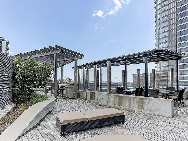 72 Esther Shiner Blvd #612 — Photo 28