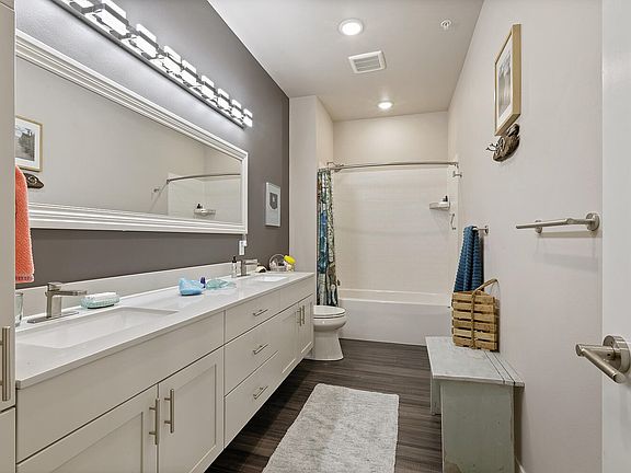 3rd image of 750 S Pier Dr #7