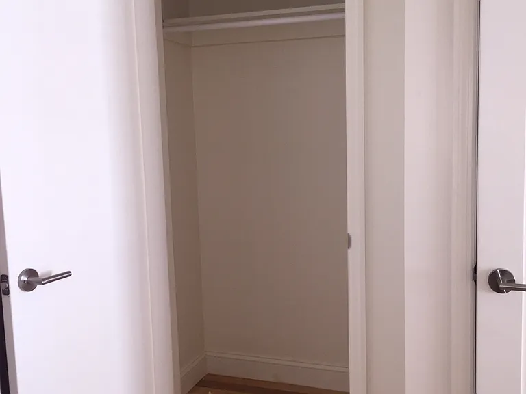 Apartment 212