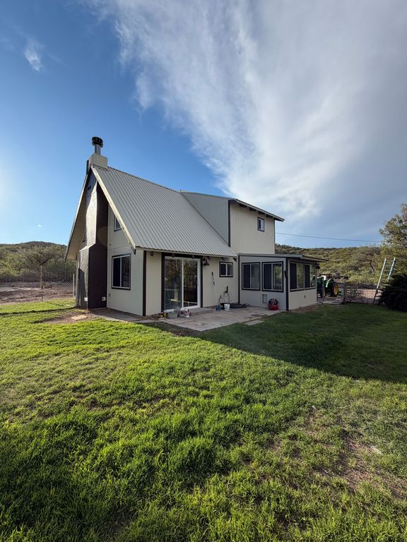150 Wilkins Rd - Property Image
