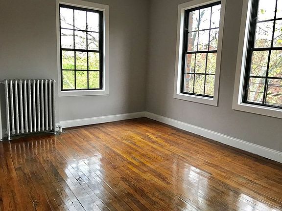 3rd image of 2853 Barker Ave APT T54