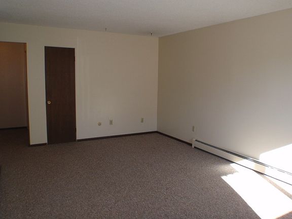 2nd image of 106 Camelot Ct #4