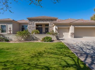 56 S Prairie Rd, Gilbert, AZ 85296