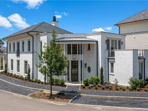 280 4th St, Fayetteville, GA 30214