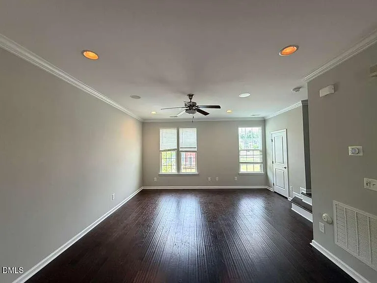 112 Brier Summit Pl — Photo 4